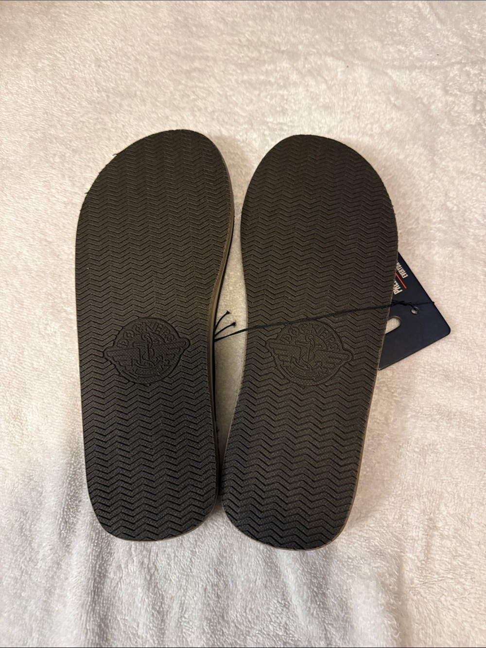Dockers Men's Dark Brown Suede-Look Flip Flop Sandals - Picture 2 of 4